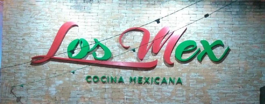 Fachadas com Letra Caixa - 10